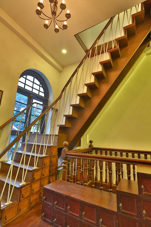 Scott @ 31St Street Hostel Yangon Exterior photo